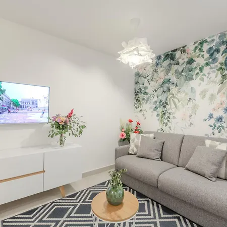 Jardin Saint Honore Apartment
